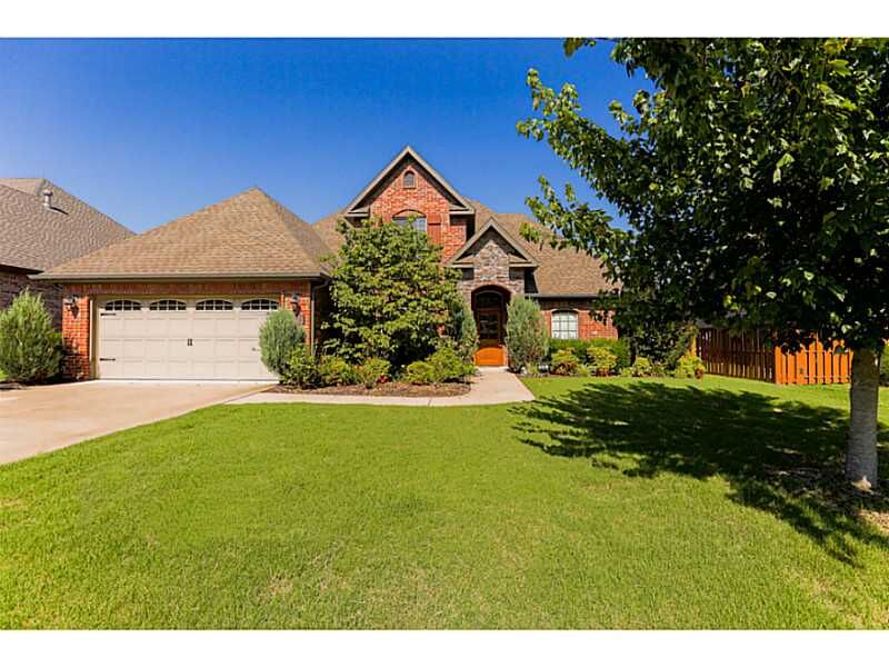 Property Photo:  1609 NE Greenbrier Road  AR 72712 