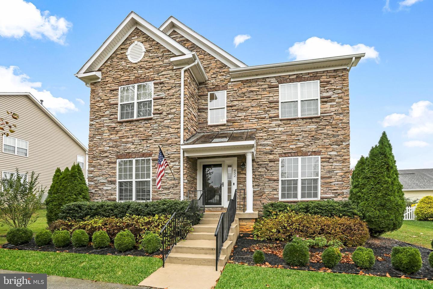 Property Photo:  452 Prospect Hill Boulevard  WV 25414 