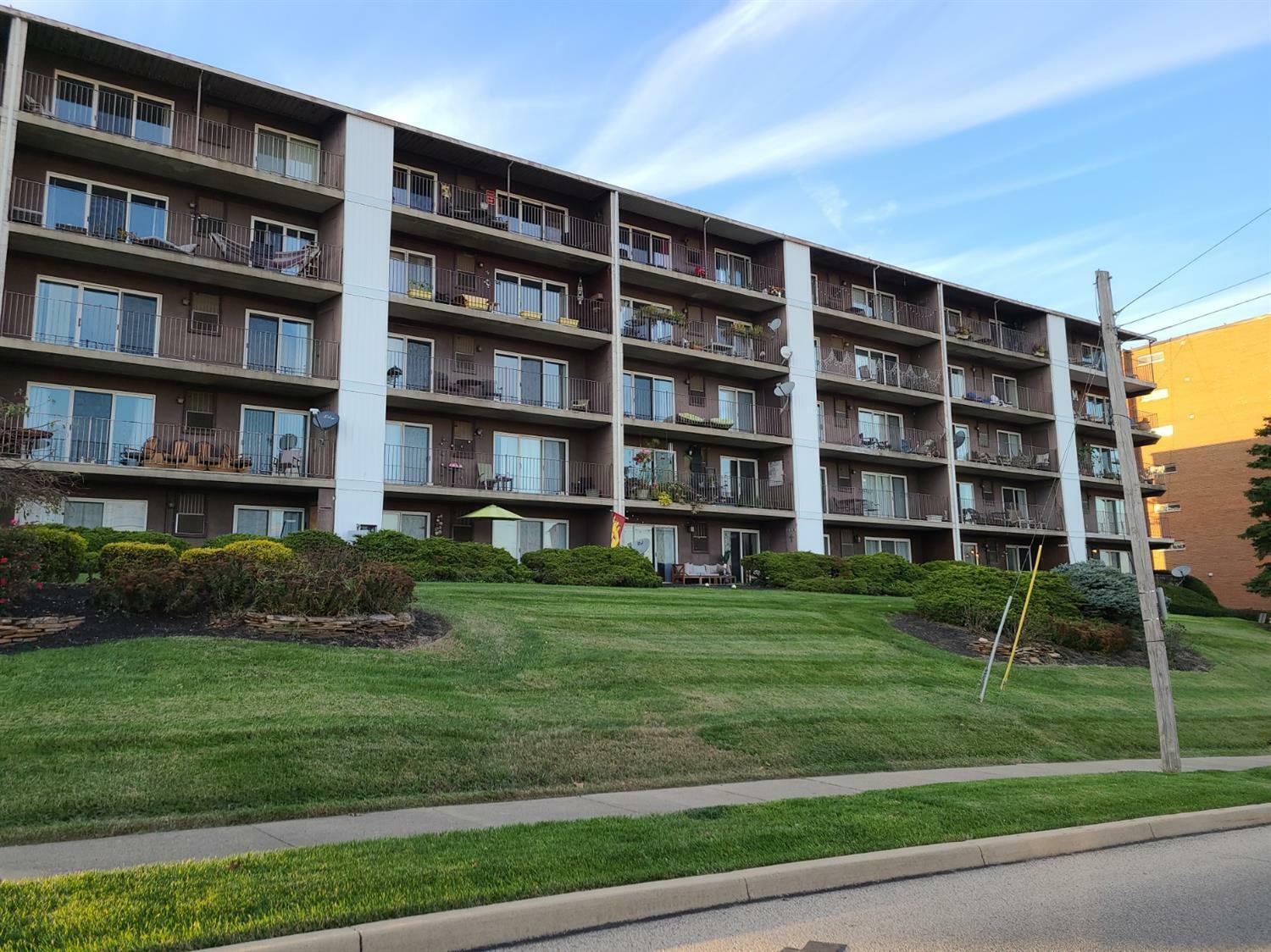 Property Photo: 2680 Lehman Rd C401 OH 45204
