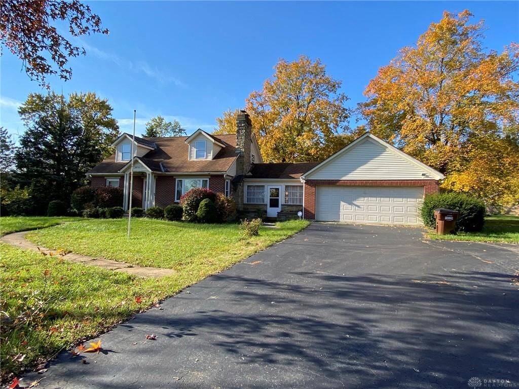 Property Photo: 7760 Lois Circle OH 45459
