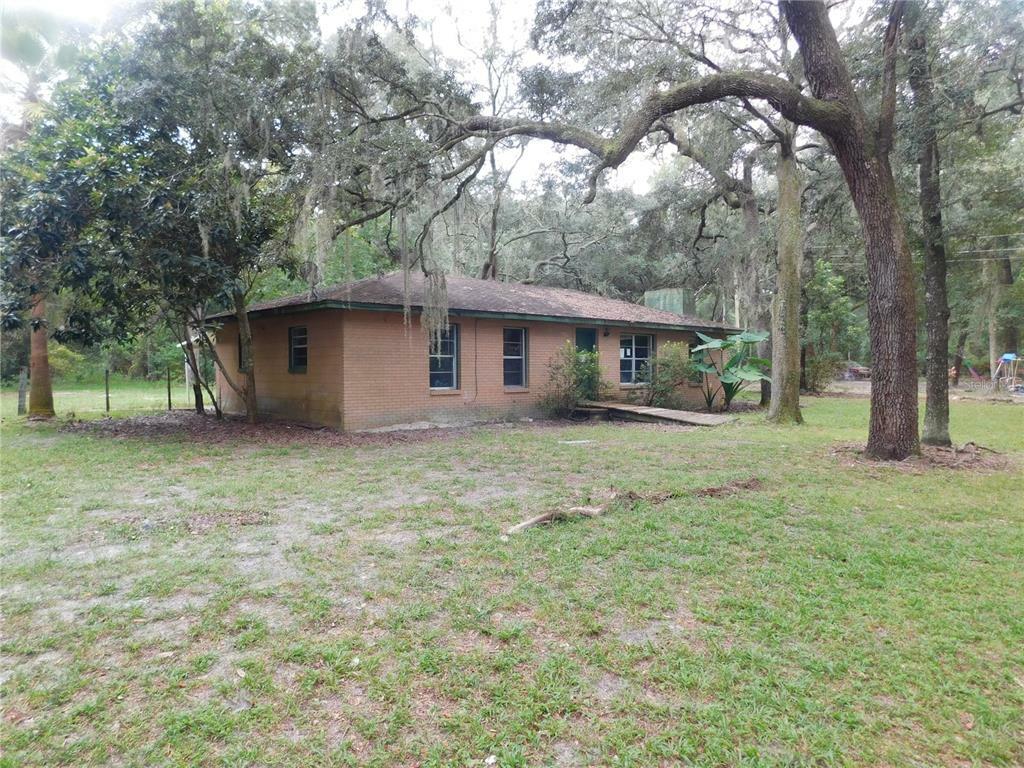 Property Photo:  8590 NW 160th Street  FL 32693 