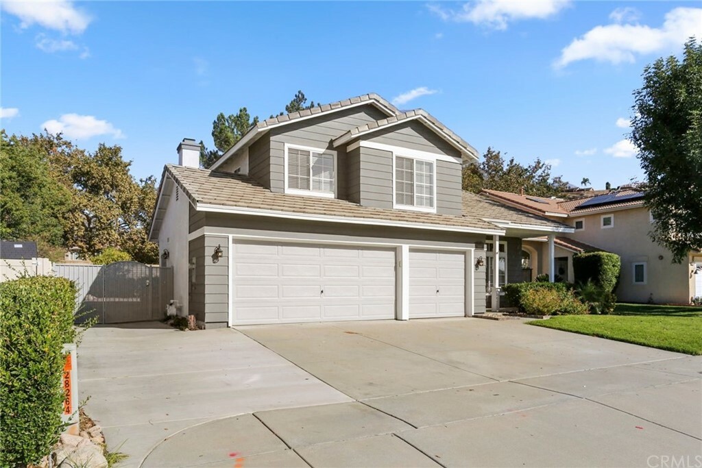 Property Photo:  28264 Autumnglen Road  CA 92346 