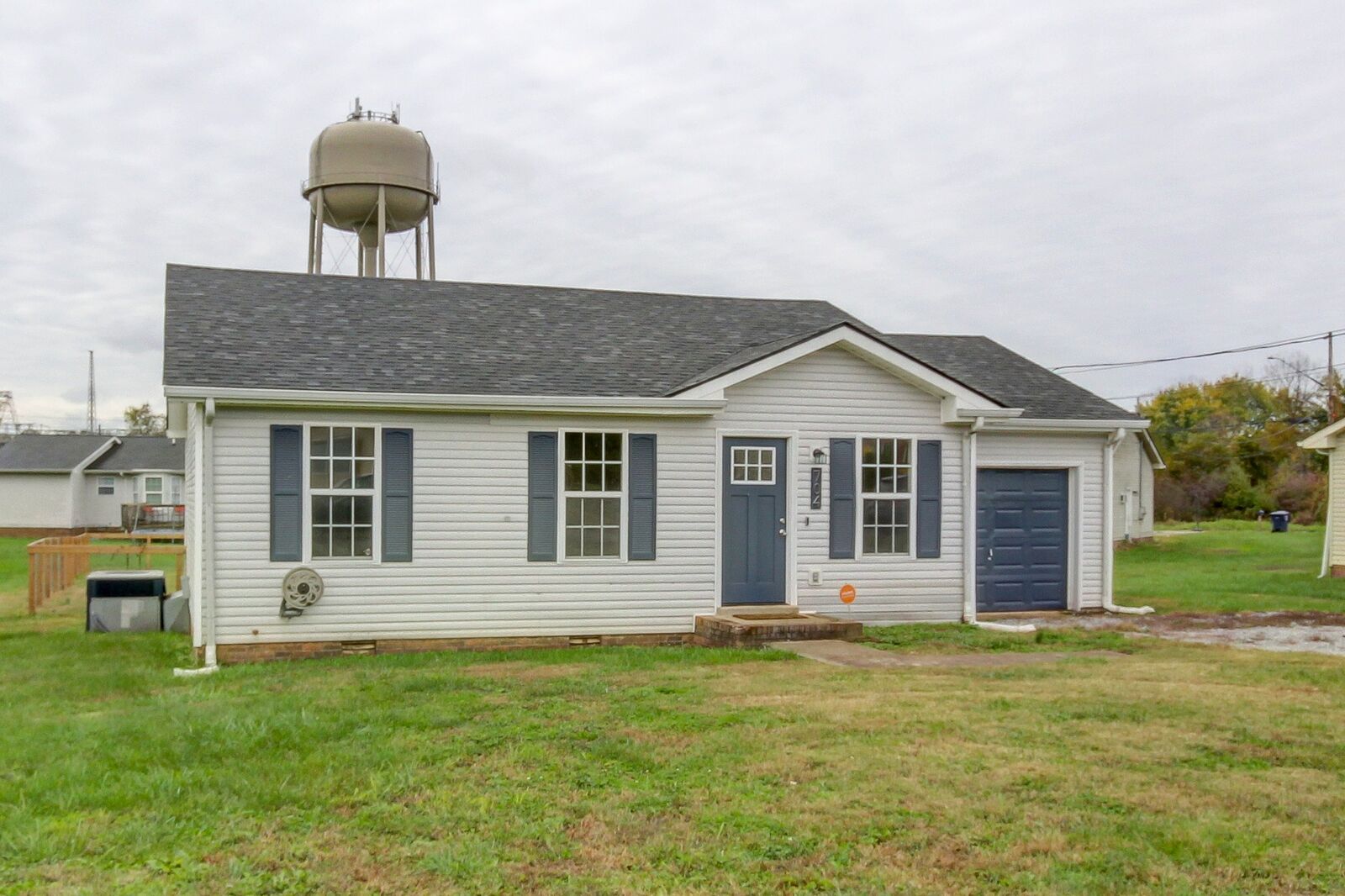 Property Photo:  704 Carbondale Dr  KY 42262 