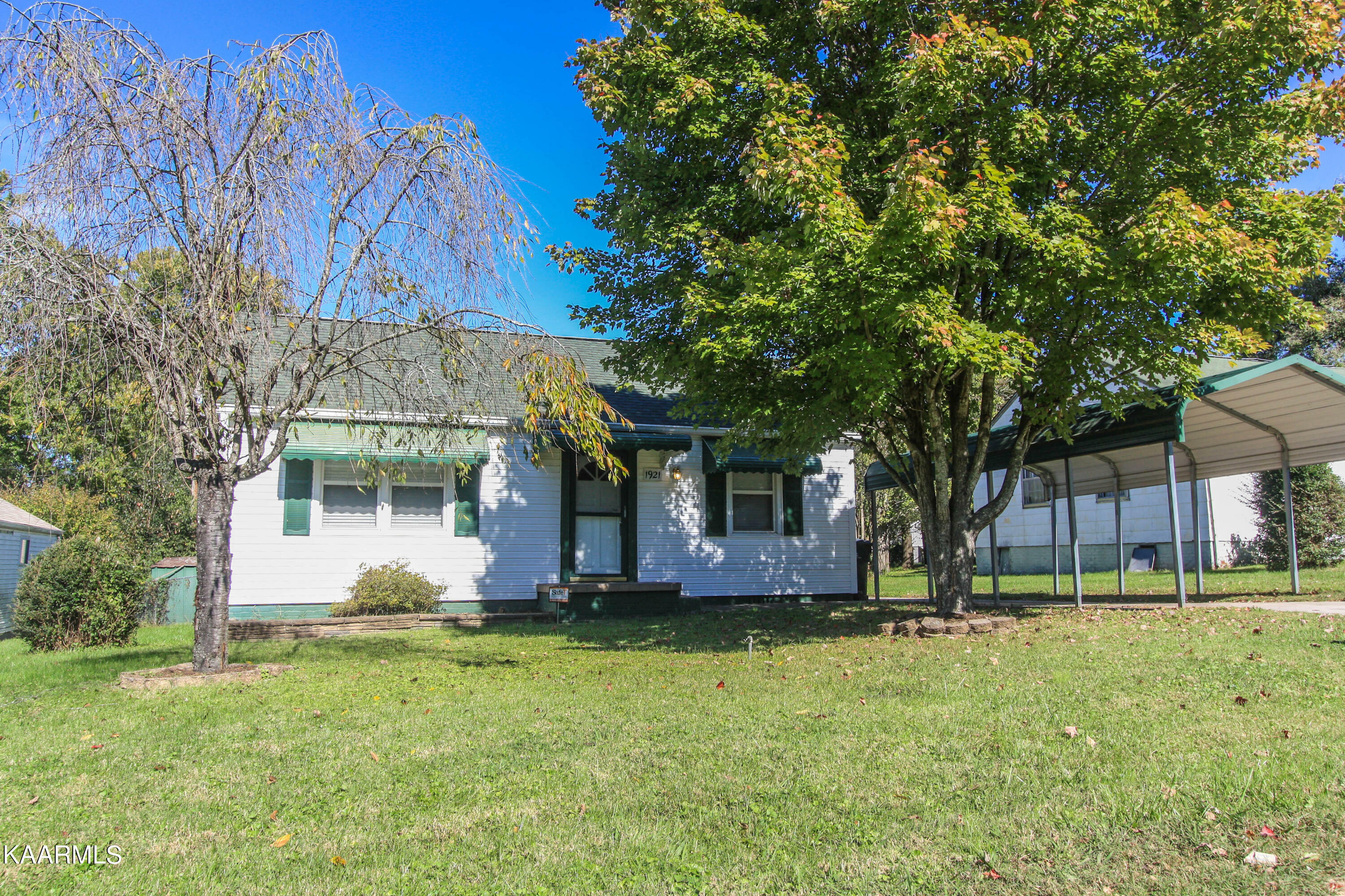 Property Photo:  1921 Earl Ave  TN 37920 