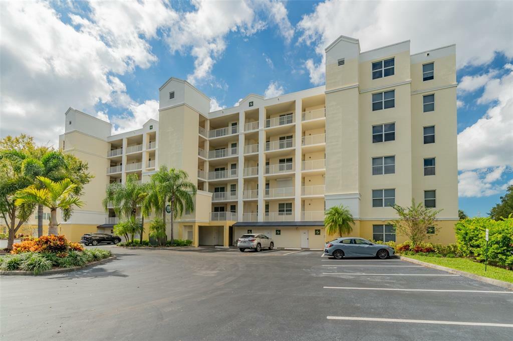 Property Photo: 1200 Country Club Drive 6104 FL 33771