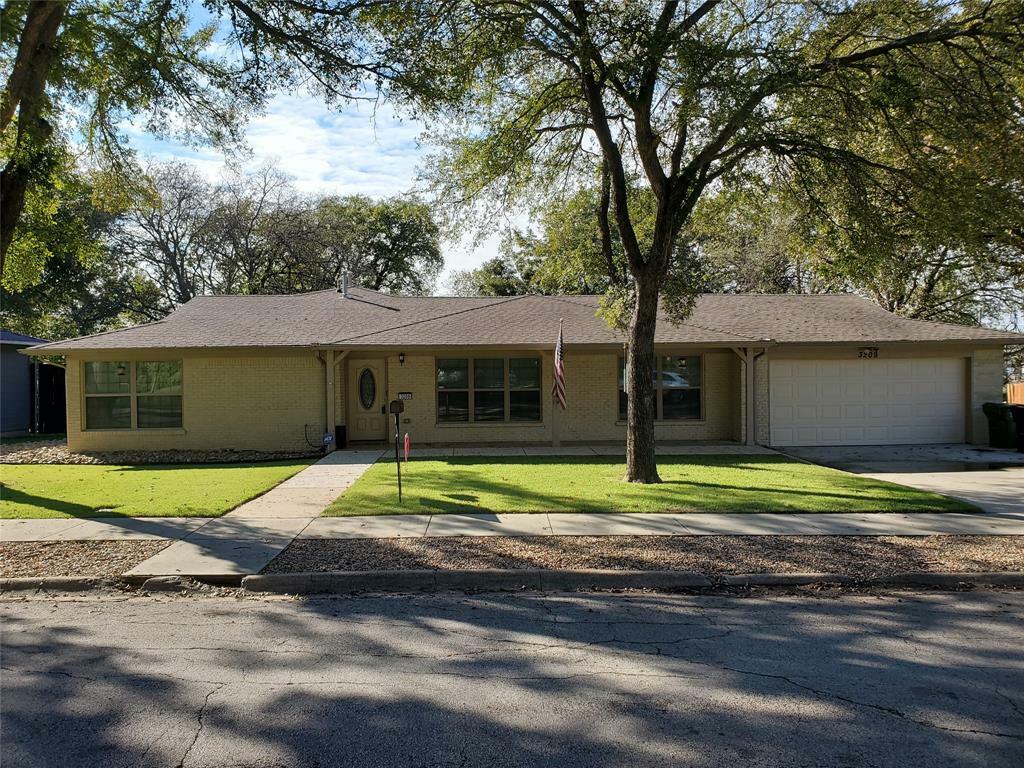 Property Photo:  3209 Kingsbury Avenue  TX 76118 