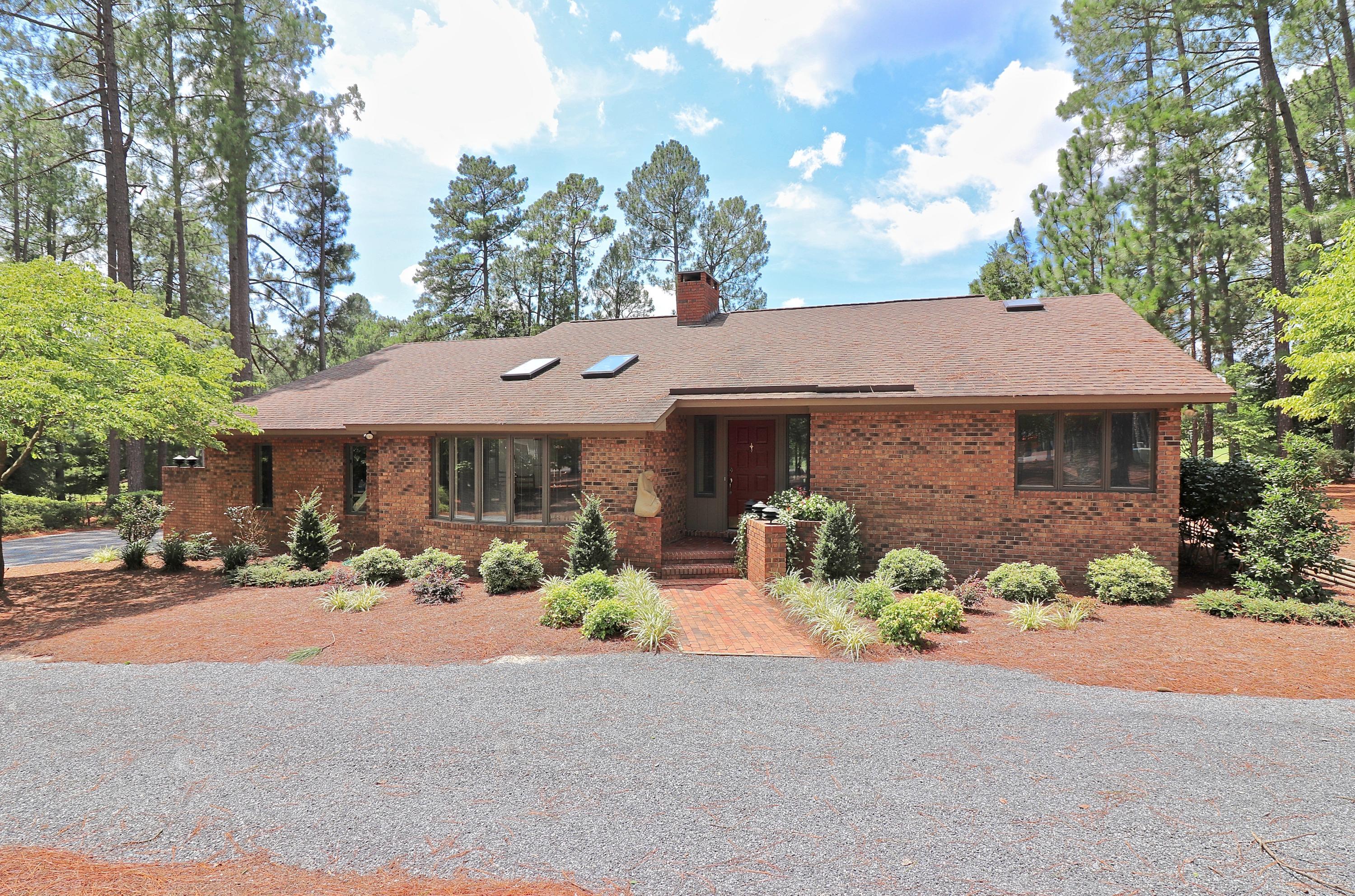 Property Photo:  3 N Wrenn Place  NC 27281 