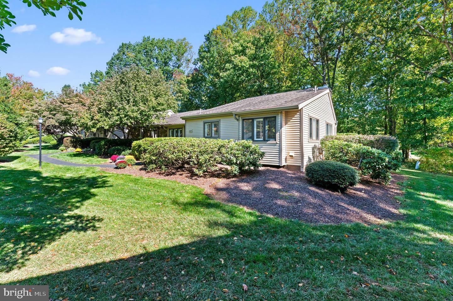 Property Photo:  1012 Kennett Way  PA 19380 