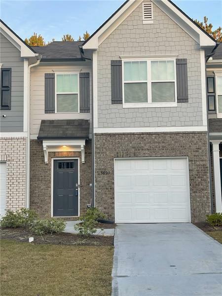 Property Photo:  5690 Union Pointe Drive  GA 30291 