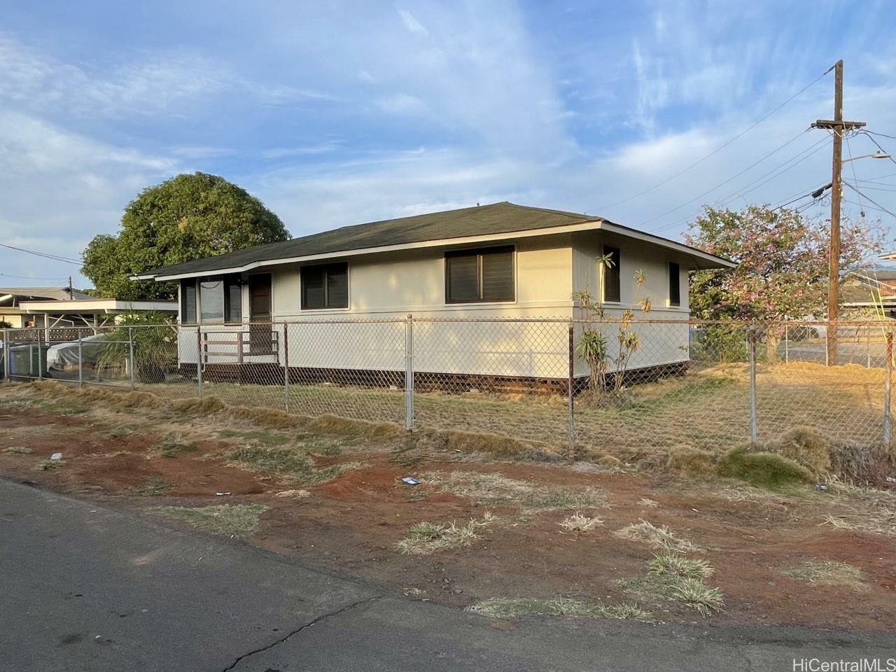 94-920 Awanei Street  Waipahu HI 96797 photo