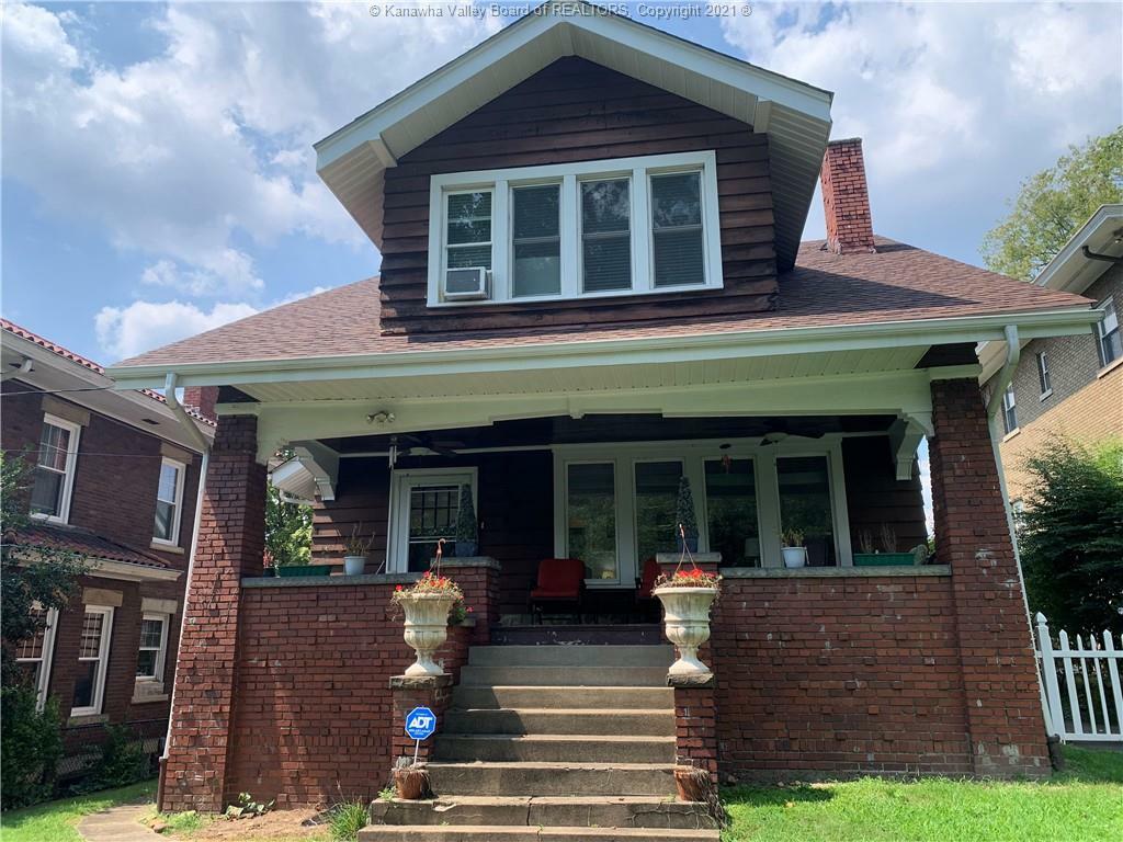 Property Photo: 839 Edgewood Drive WV 25302