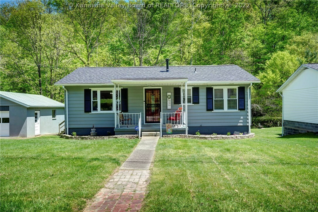 Property Photo: 139 Riverview Drive WV 25177