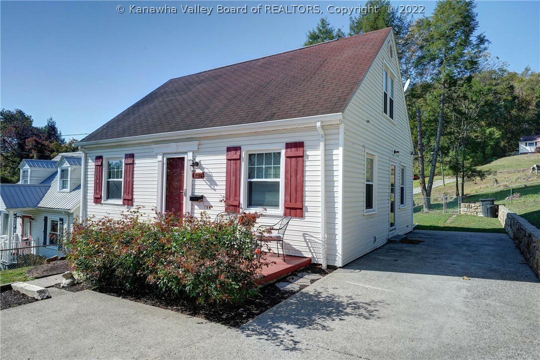 Property Photo: 1217 Rosalie Drive WV 25302