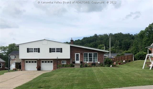 Property Photo: 1006 Drew Street WV 25541