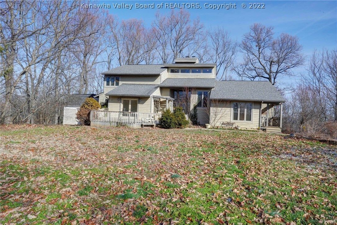 Property Photo:  1 Woodberry Lane  WV 25304 