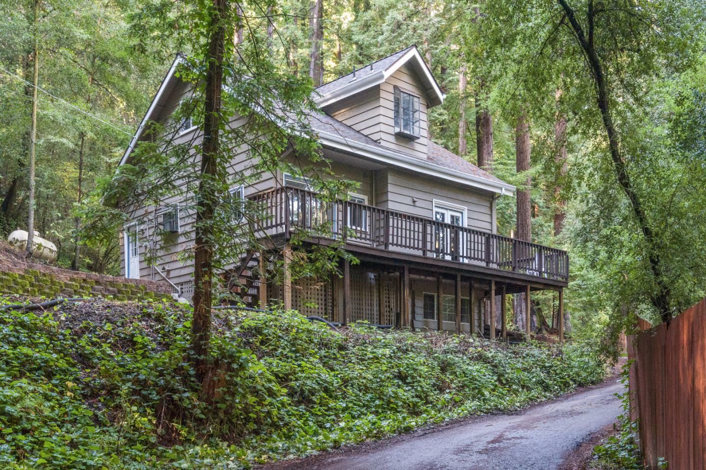 Property Photo: 31 Sylvan Way CA 94020