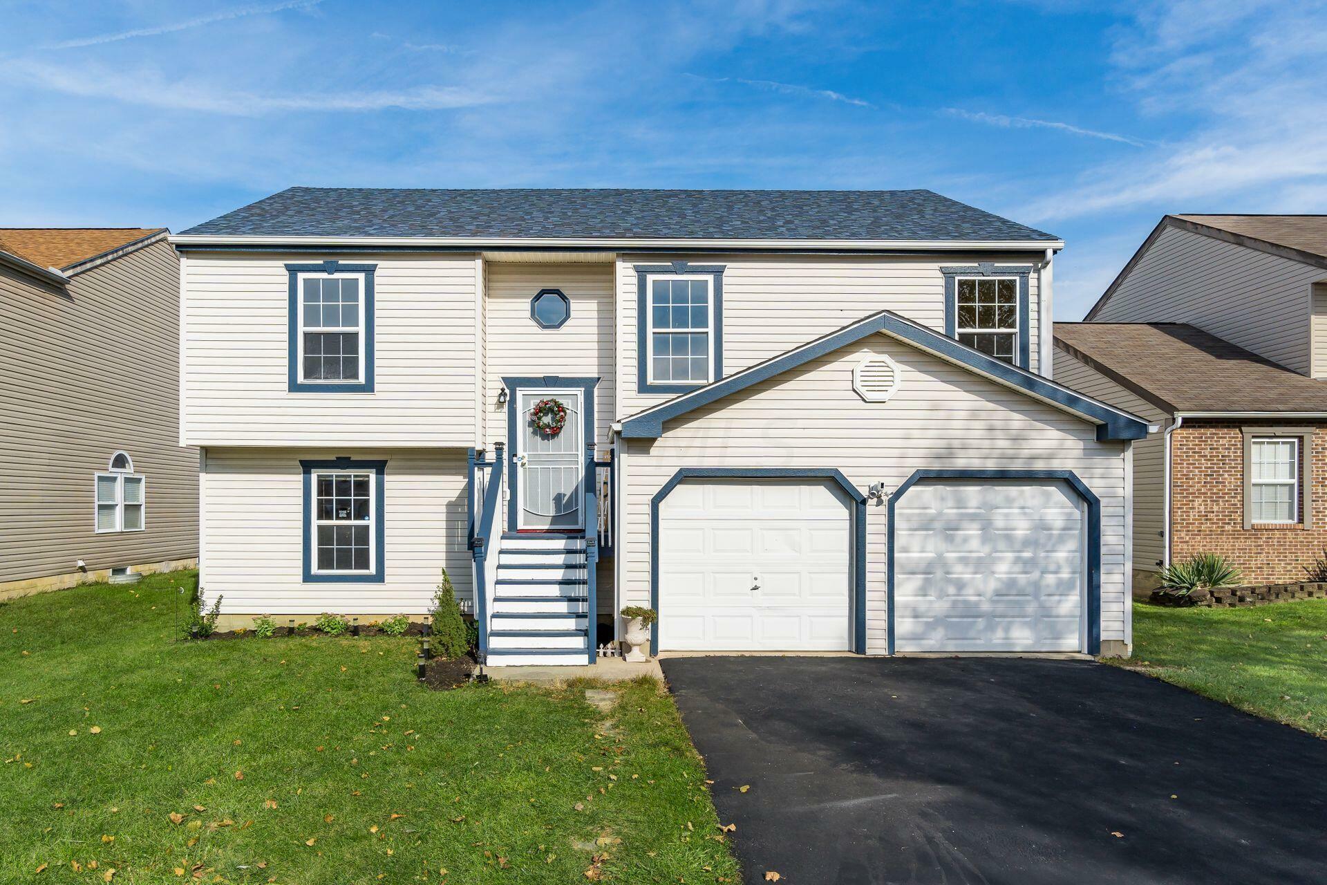 Property Photo: 5658 Matuka Drive OH 43232