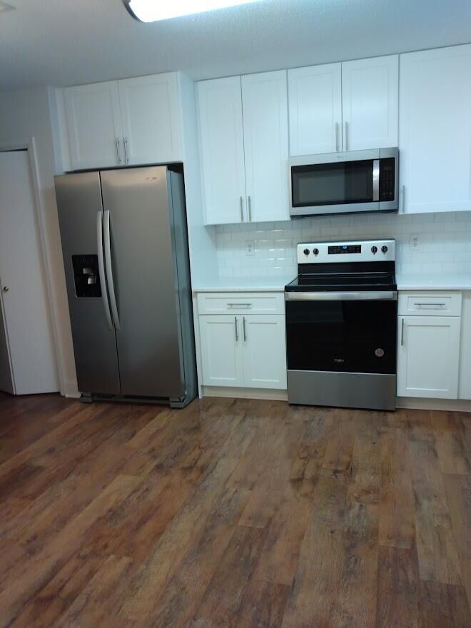 Property Photo:  92 5th Avenue Unit 6  FL 32579 