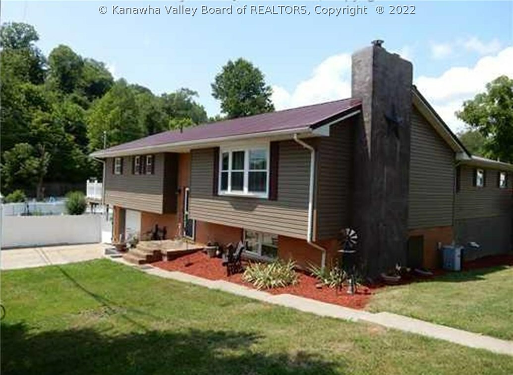 5205 Beechcrest Drive  Cross Lanes WV 25313 photo