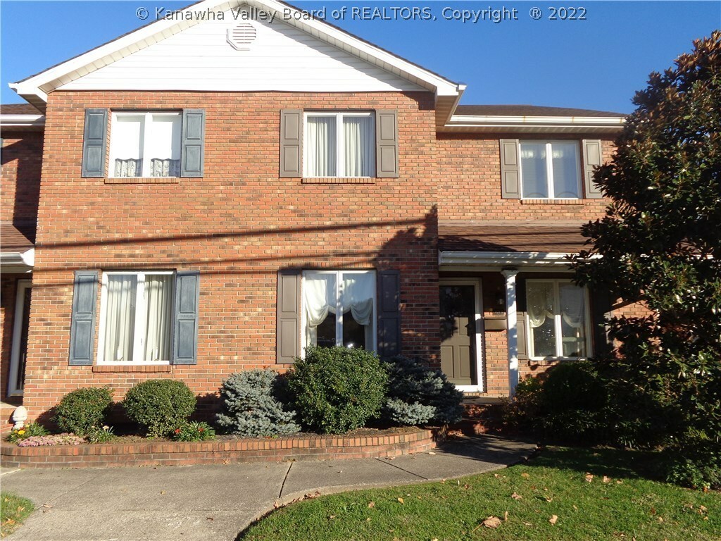 Property Photo: 904 B Pennsylvania Avenue WV 25177