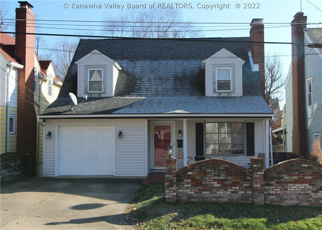 Property Photo:  906 Mathews Avenue  WV 25302 