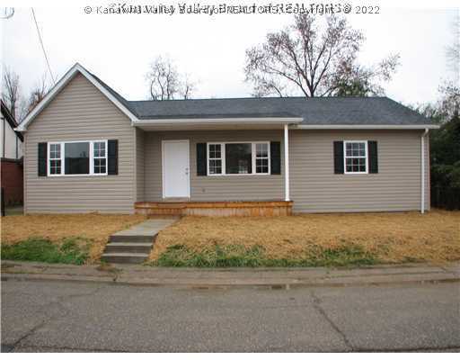 Property Photo: 134 Taylor Street WV 25526