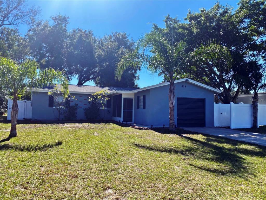 Property Photo:  629 Melissa Road  FL 34698 