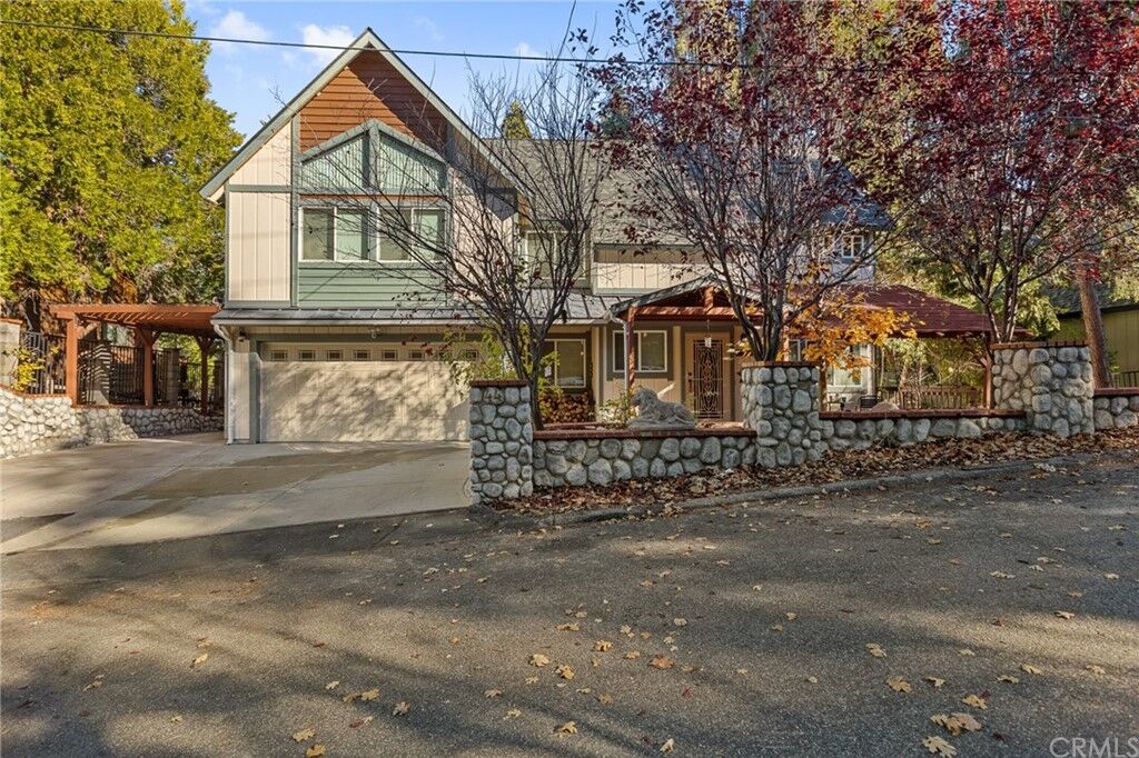 Property Photo: 544 Rainier Road CA 92352