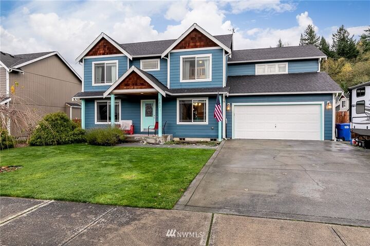 Property Photo:  233 Easton Avenue W  WA 98328 