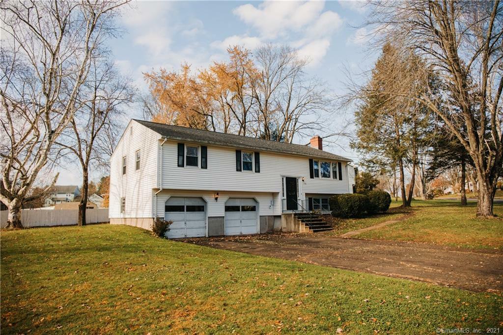 Property Photo:  170 Northview Drive  CT 06074 