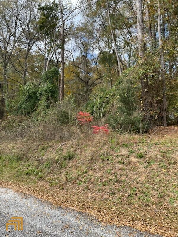 Property Photo: 2558 Winding Lake Trail NE GA 30012