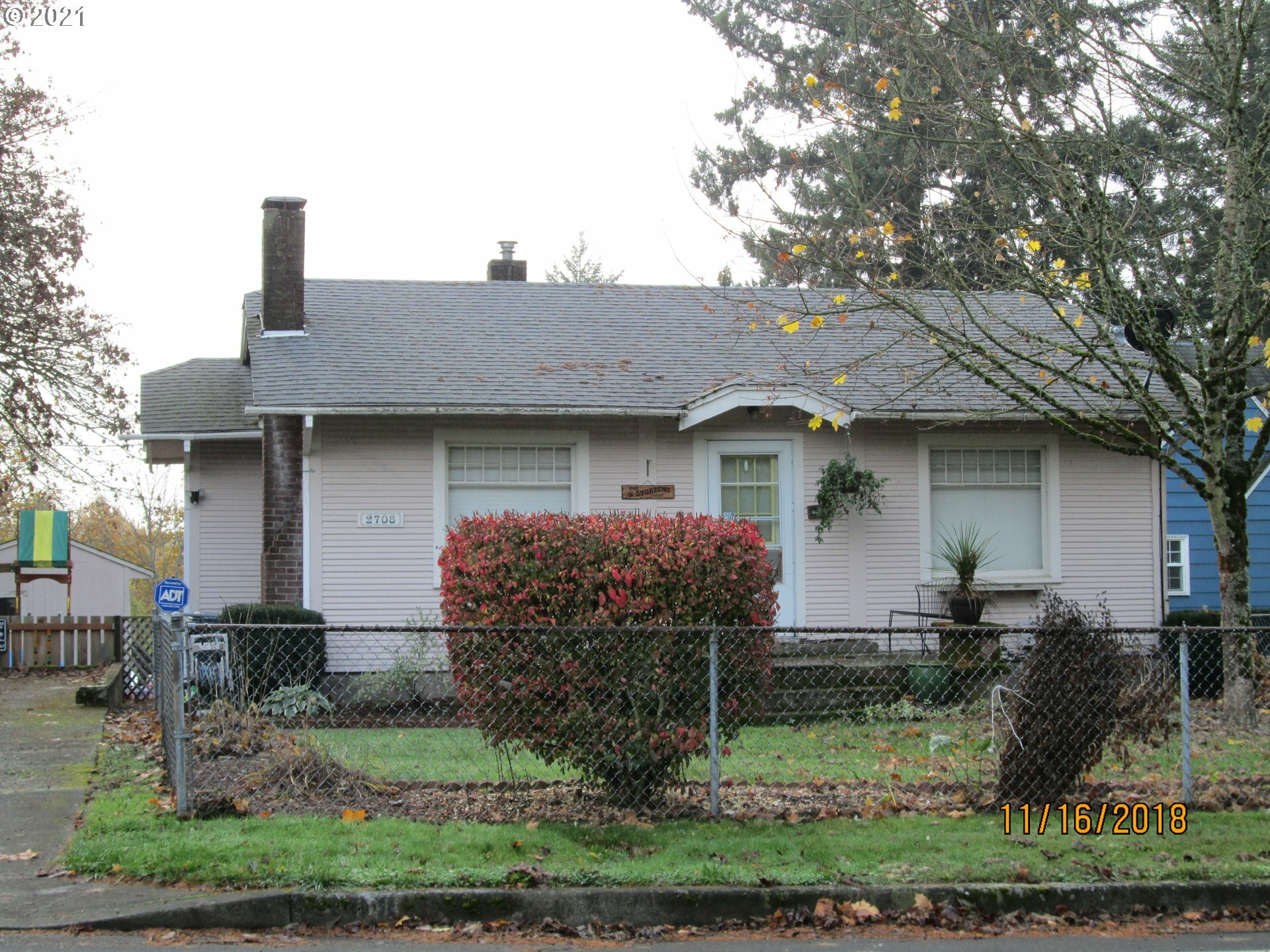 Property Photo: 2708 SW 6th Ave WA 98607