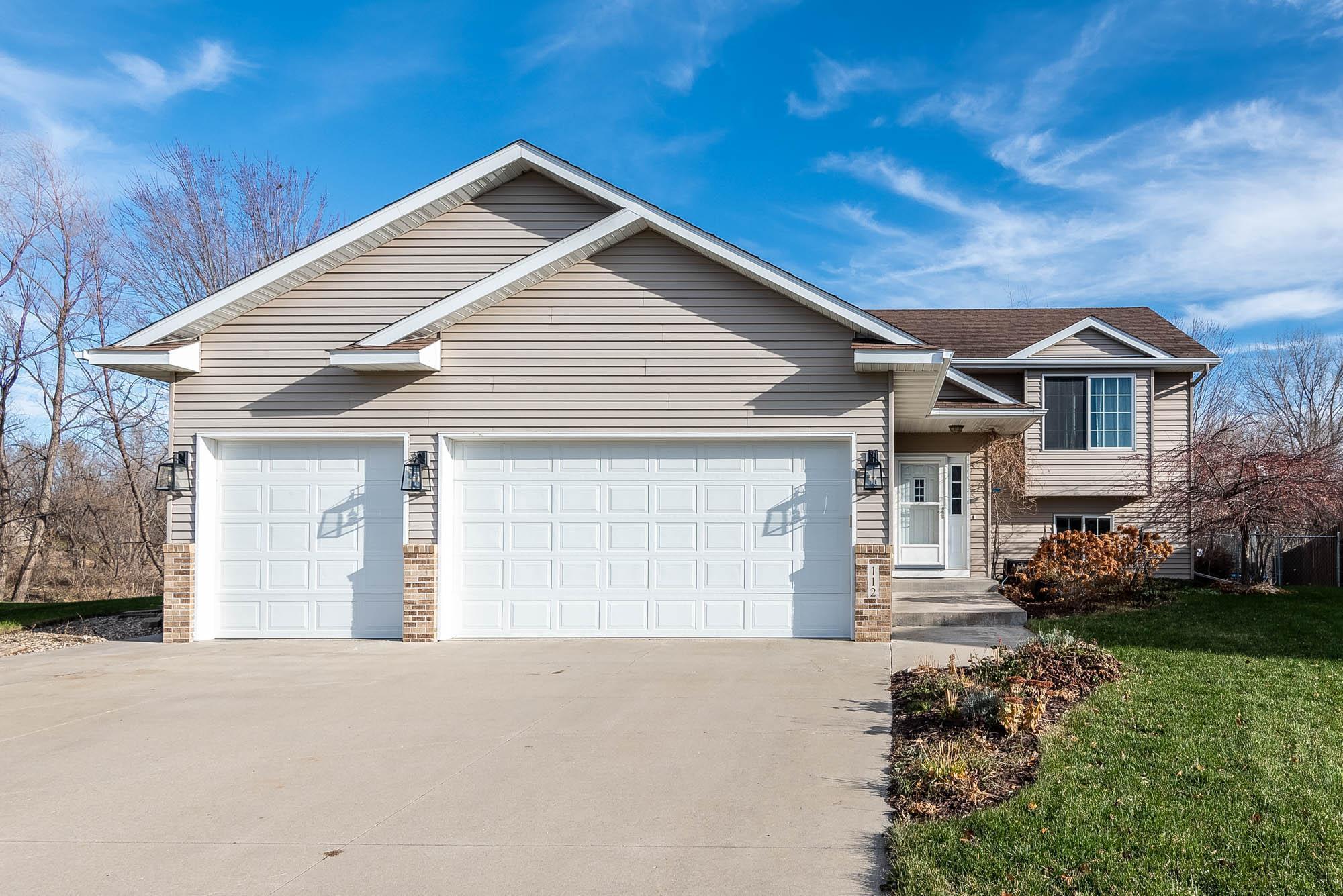 Property Photo: 112 Falcon Court MN 56024