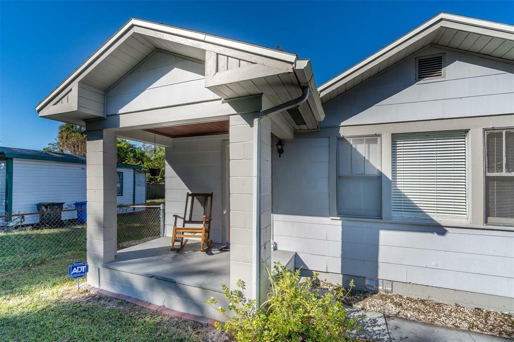 Property Photo:  706 E 119th Avenue  FL 33612 