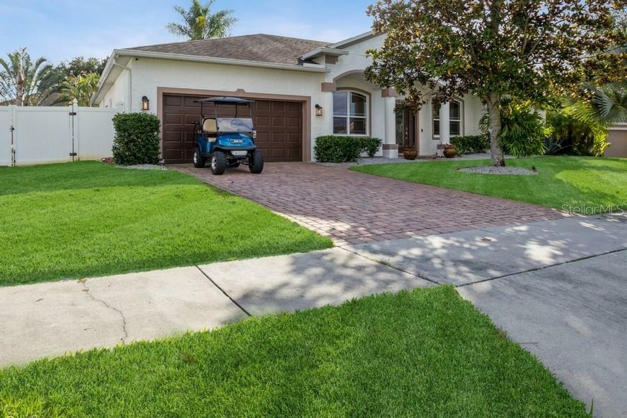 Property Photo:  1058 Island Pointe Drive  FL 34787 