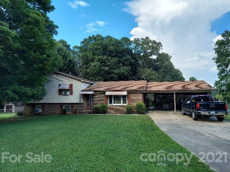 Property Photo:  3943 13th Street Circle NE  NC 28601 