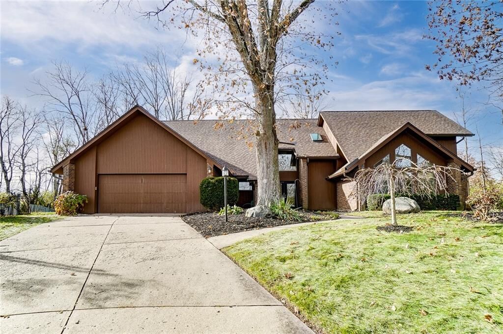 Property Photo:  6426 Woodacre Court  OH 45322 