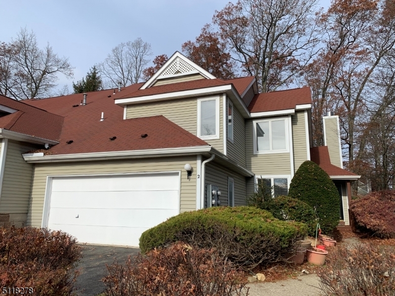 Property Photo:  2 Davenports Mill Ct 151  NJ 07438 