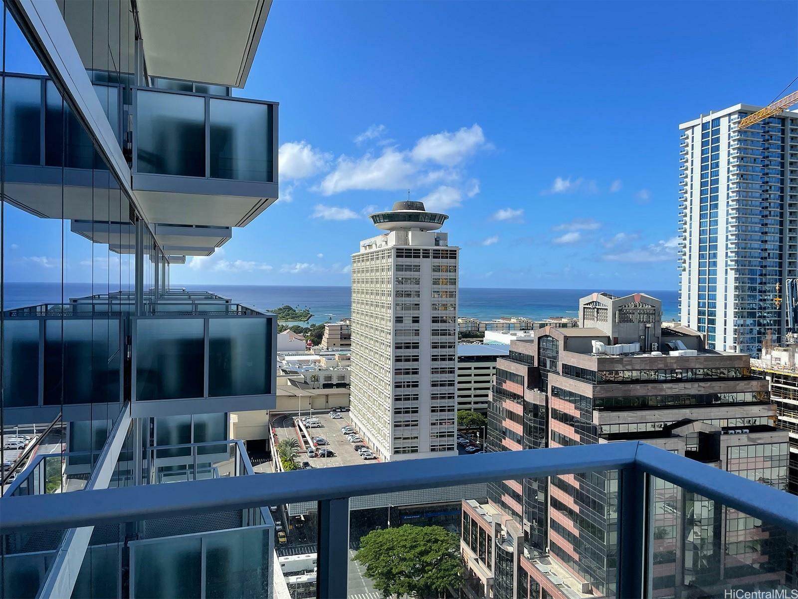 Property Photo: 629 Keeaumoku Street 2210 HI 96814