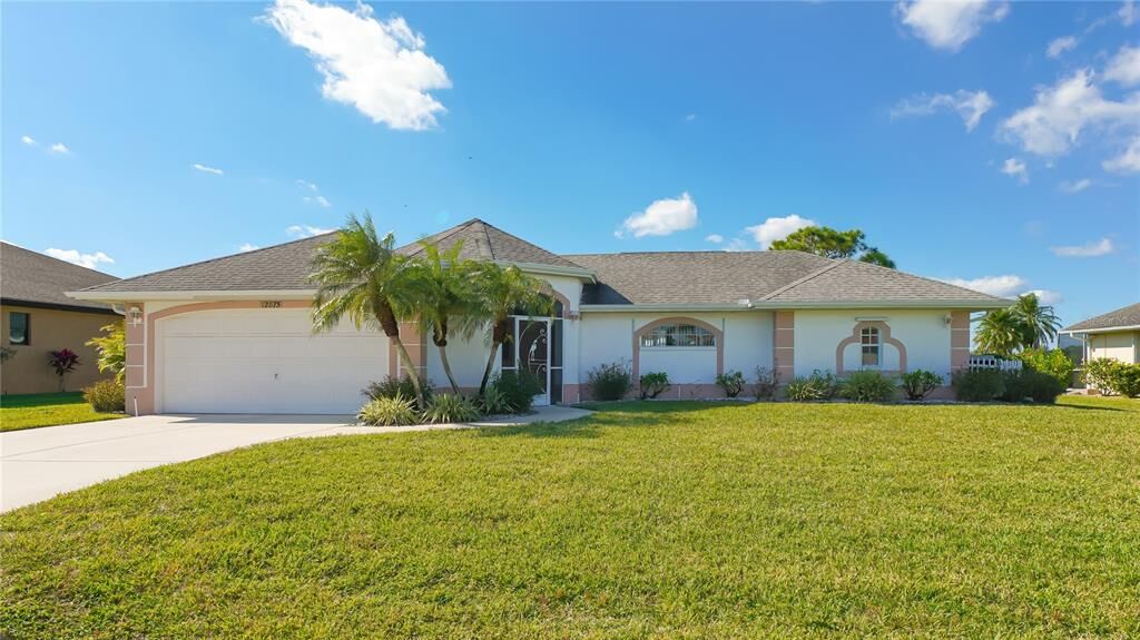 Property Photo:  12875 SW Pembroke Circle N  FL 34269 