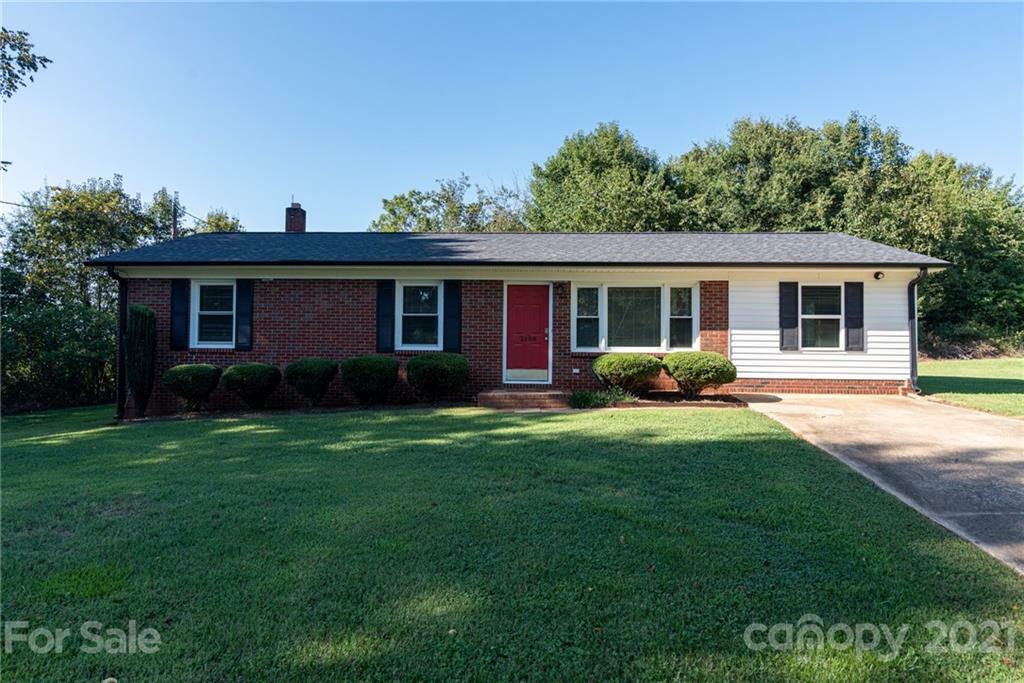 Property Photo:  2198 Little Coulters Church Road  NC 28658 