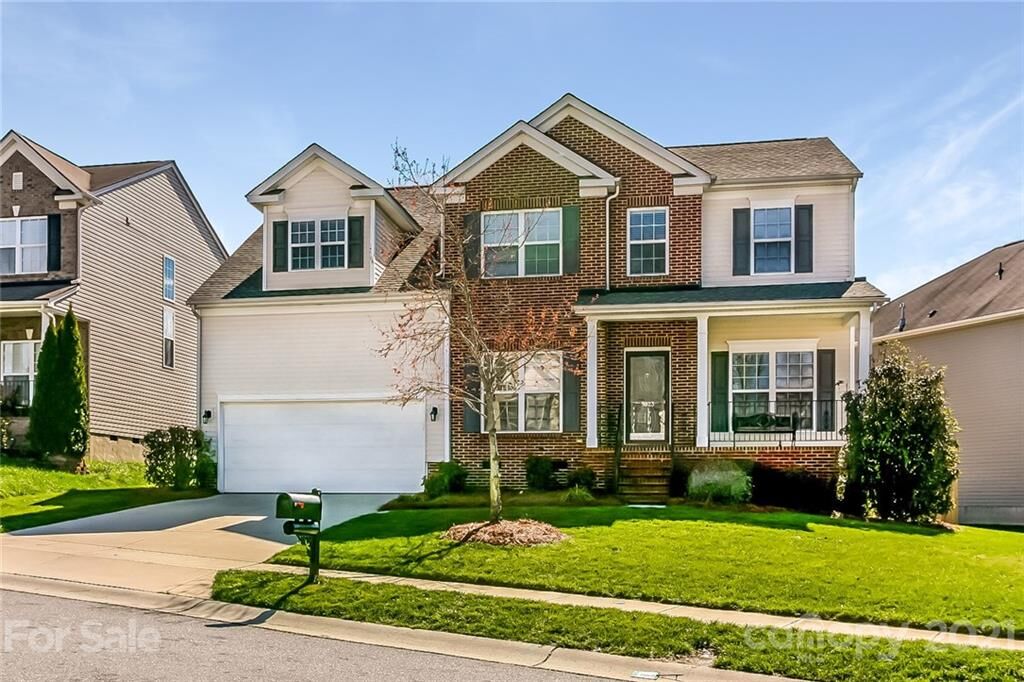 Property Photo: 9823 Edinburgh Lane NC 28269