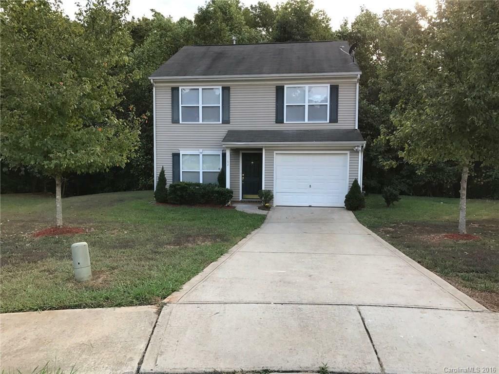 Property Photo:  1102 Stonehenge Lane  NC 28216 