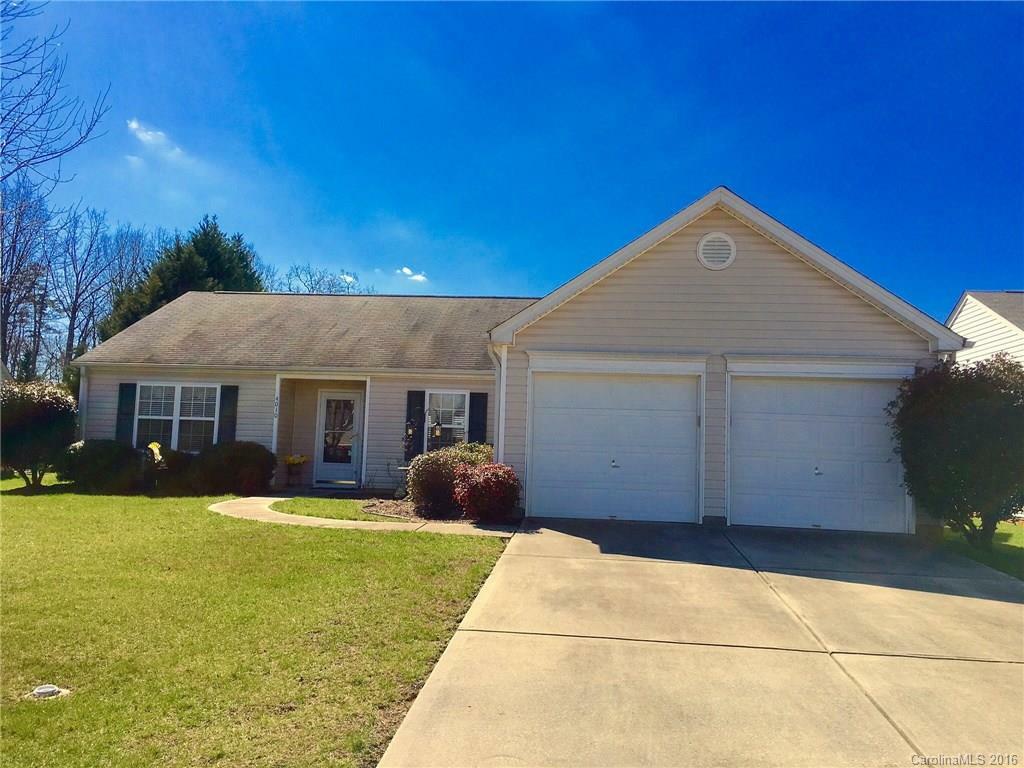 Property Photo:  4010 W Edgeview Drive  NC 28079 