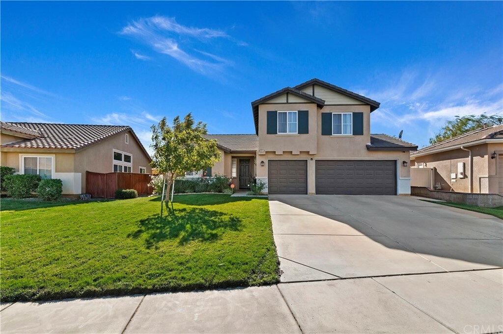 Property Photo:  1639 Amber Lily Drive  CA 92223 