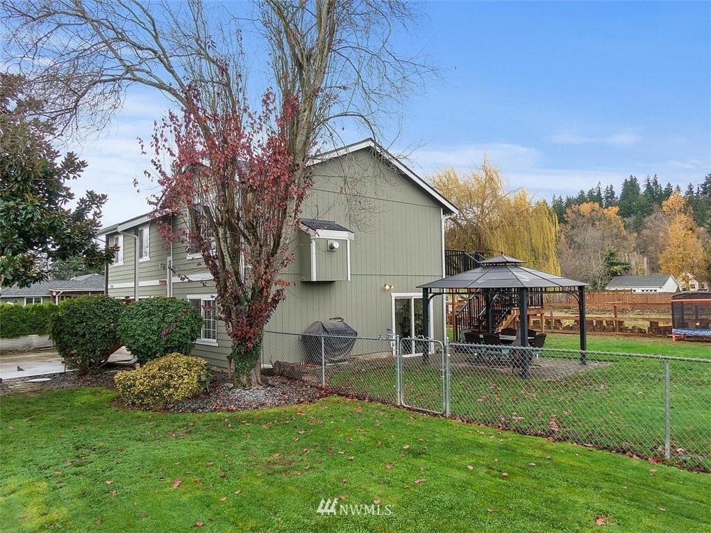 Property Photo: 11915 58th Street Ct E WA 98372