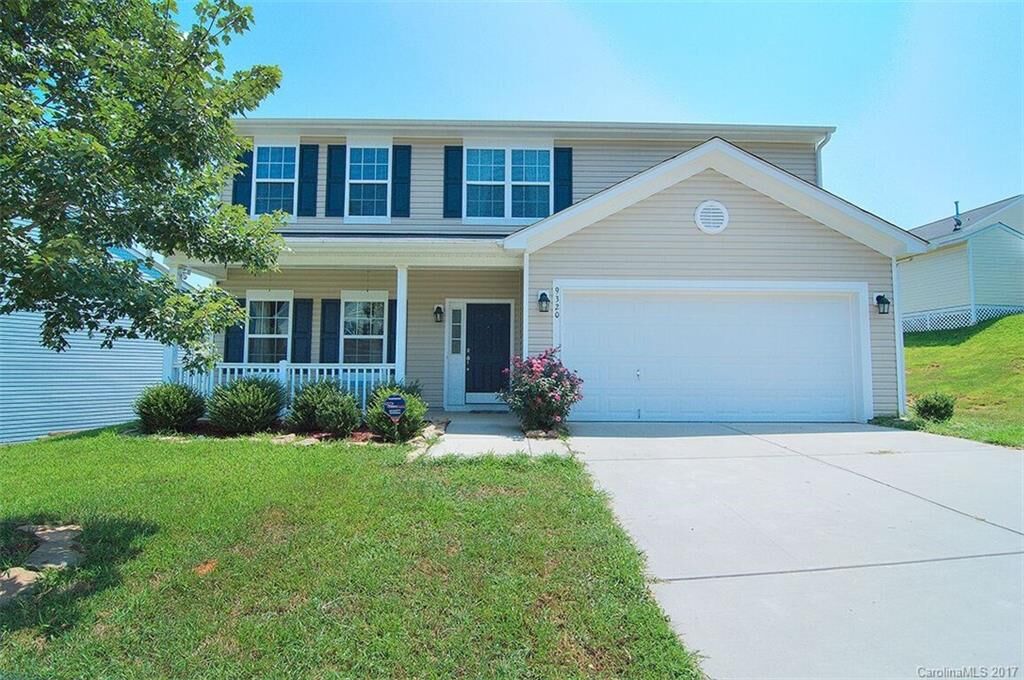 Property Photo:  9320 Bradstreet Commons Way  NC 28215 