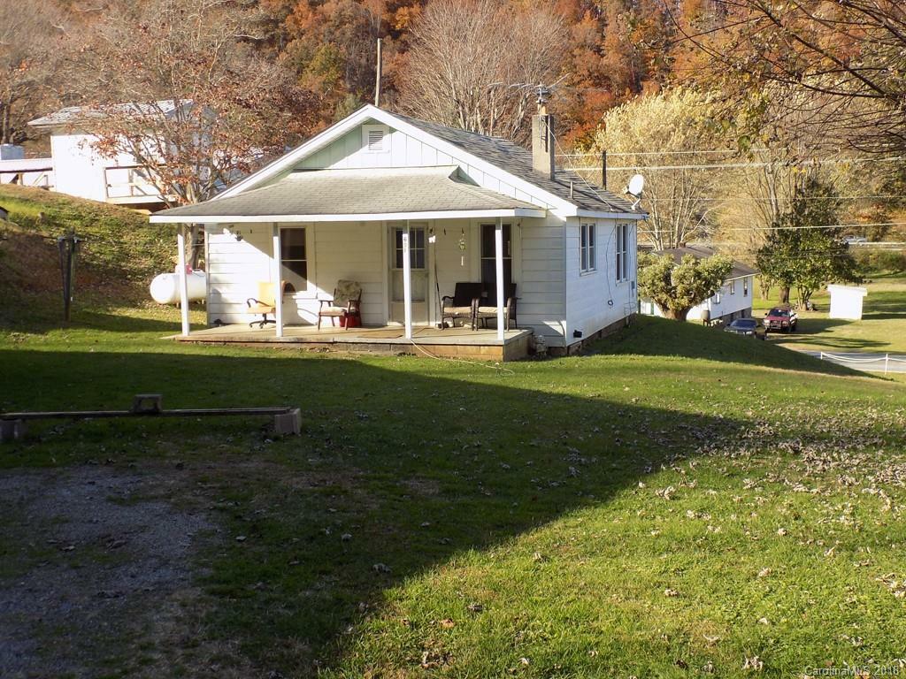 691 Old Balsam Road  Waynesville NC 28786 photo