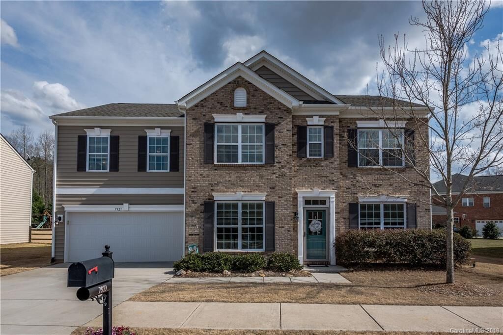 Property Photo: 7921 Prescot Glen Parkway NC 28173