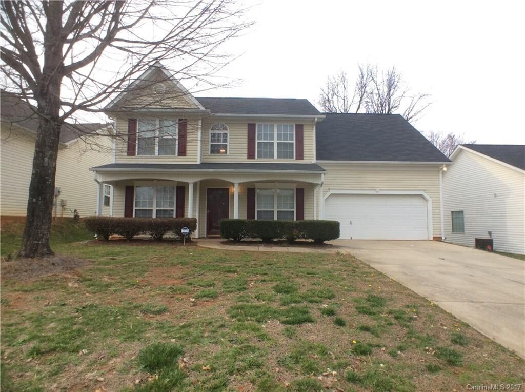 Property Photo: 1326 Charidge Lane NC 28262